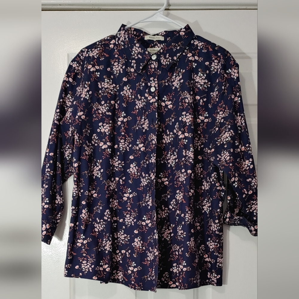 L.L. Bean brand shirt. Size XL